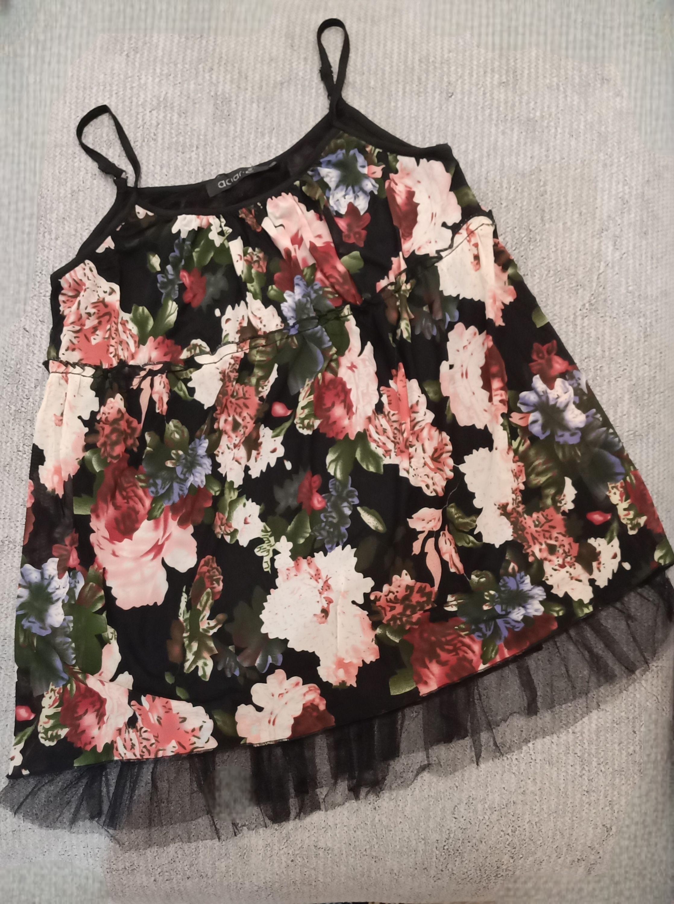 تاپ بندی زنانه توری رزاستایل۱۱۵۵۴