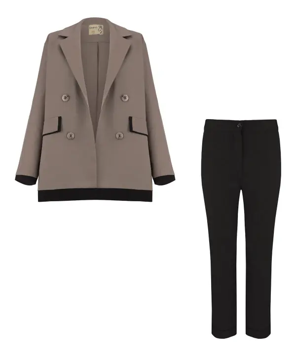 ست مانتو شلوار السانا رزاستایل ۱۱۲۰۲